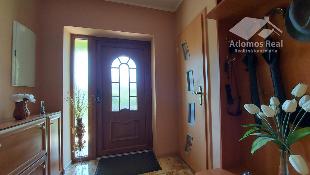 4-IZBOVÝ ROD. DOM KOŠICE - PEREŠ / PRENÁJOM