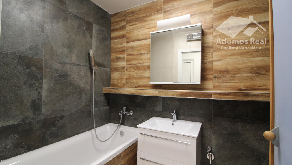 3 - IZBOVÝ BYT KOŠICE - TERASA / PREDANÝ