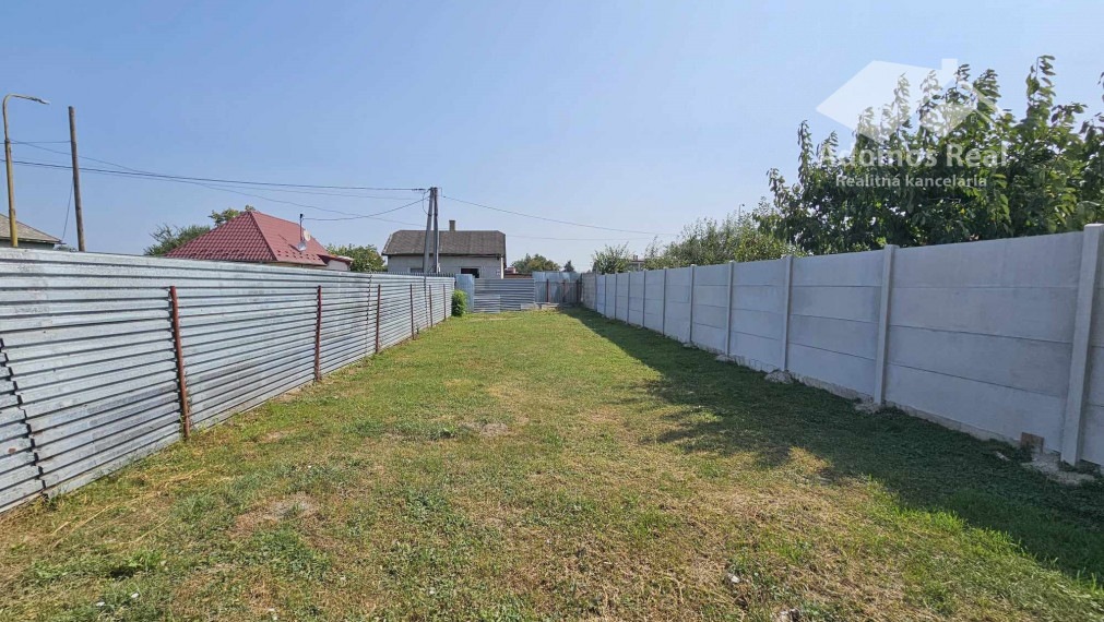 4-IZBOVÝ RODINNÝ DOM / TREBIŠOV