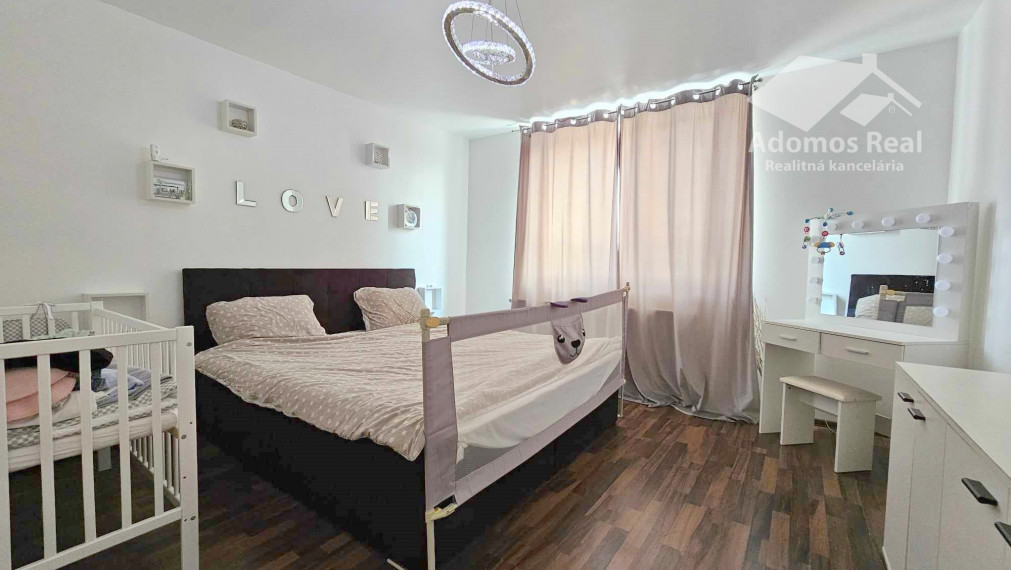 4-IZBOVÝ RODINNÝ DOM / TREBIŠOV