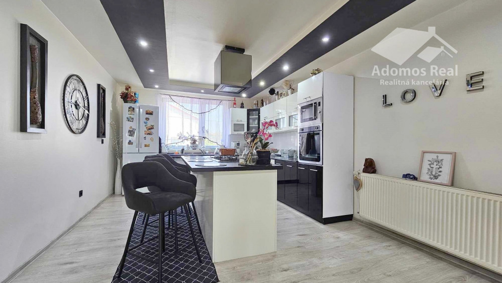 4-IZBOVÝ RODINNÝ DOM / TREBIŠOV