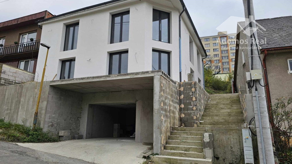 RODINNÝ DOM KOŠICE - SLIVNÍK