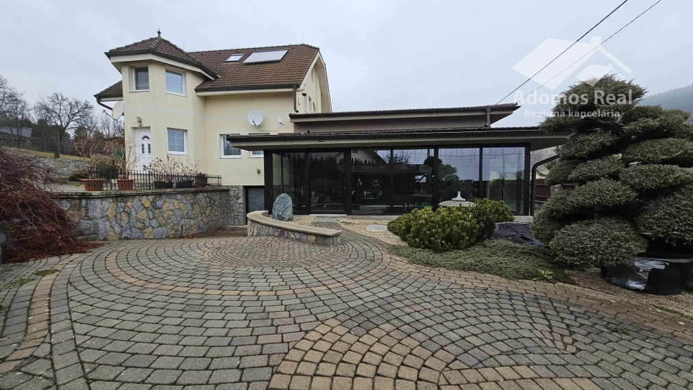 6-IZBOVÝ RODINNÝ DOM / POPRAD - JÁNOVCE