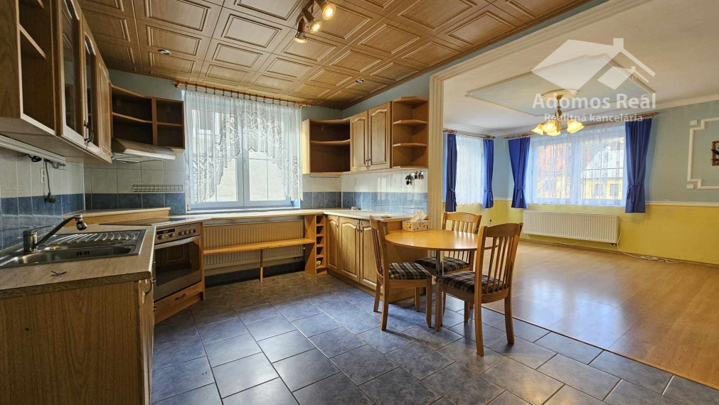 RODINNÝ DOM  - LIPTOVSKÝ TRNOVEC