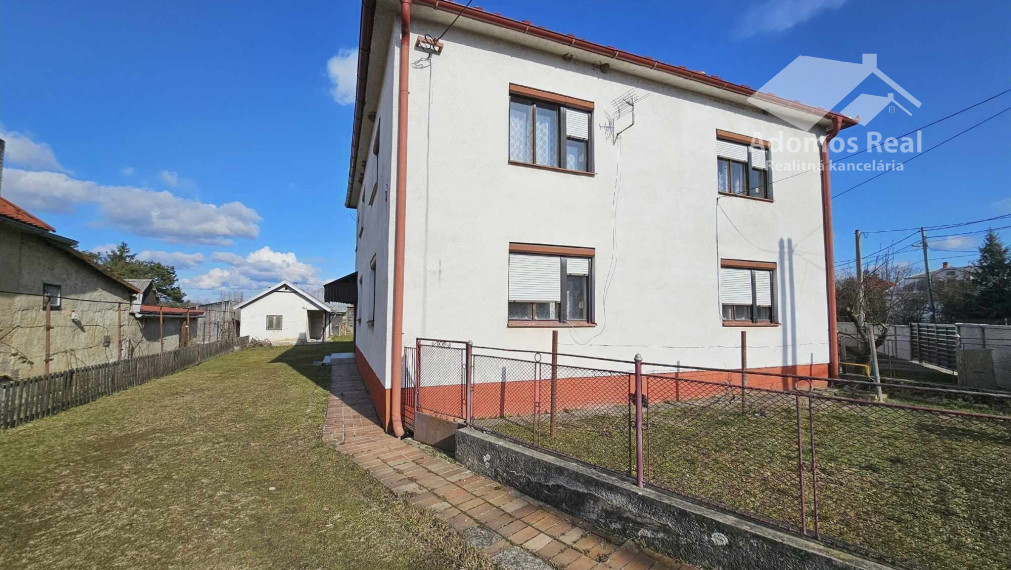 6 - IZBOVÝ RODINNÝ DOM - PUSTÉ ČEMERNÉ