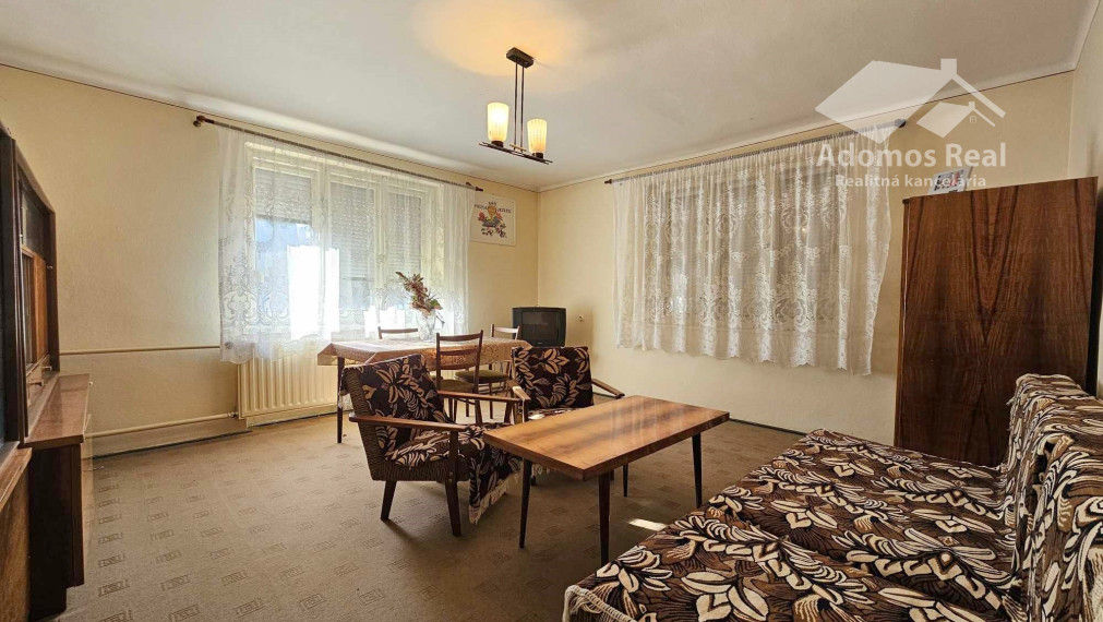 6 - IZBOVÝ RODINNÝ DOM - PUSTÉ ČEMERNÉ