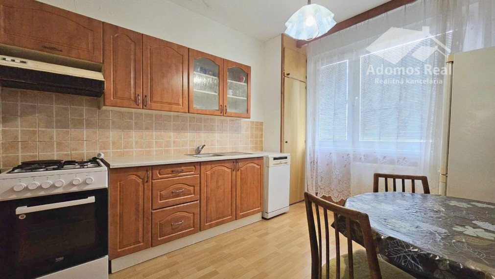 3 - IZBOVÝ BYT KOŠICE - ŤAHANOVCE / REZERVOVANÉ
