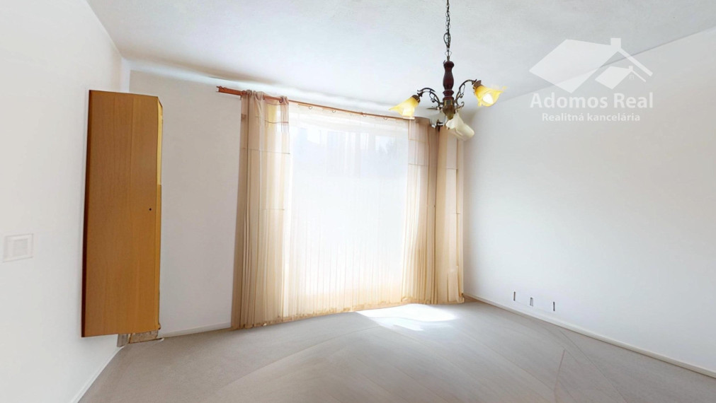 4 - IZBOVÝ BYT + GARÁŽ - ŠTRBA / HLAVNÁ