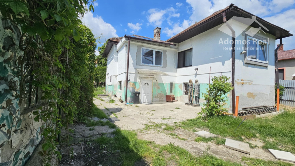 RODINNÝ DOM S VEĽKÝM POZEMKOM - KYSAK