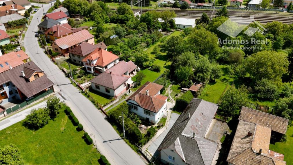 RODINNÝ DOM S VEĽKÝM POZEMKOM - KYSAK