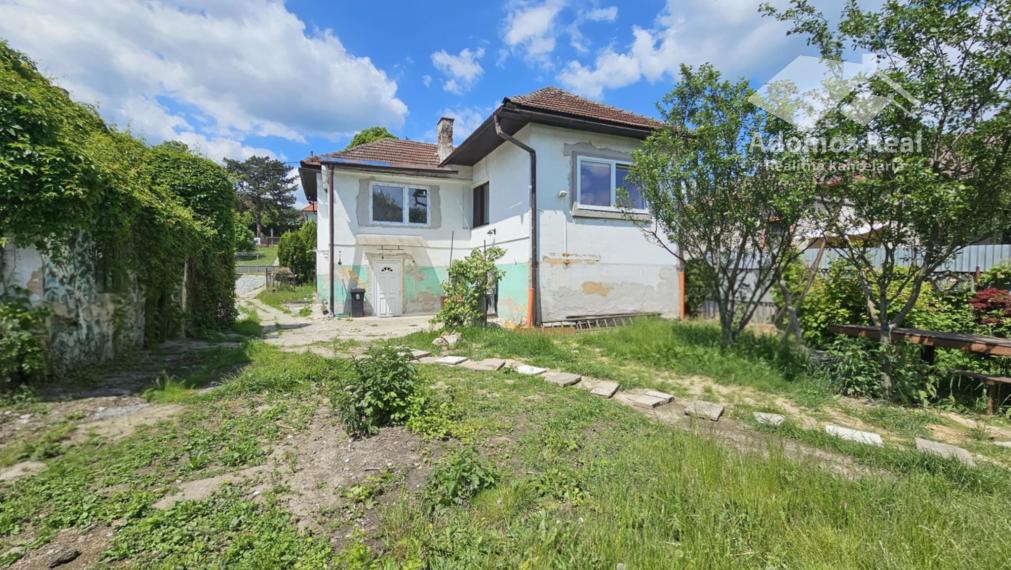 RODINNÝ DOM S VEĽKÝM POZEMKOM - KYSAK