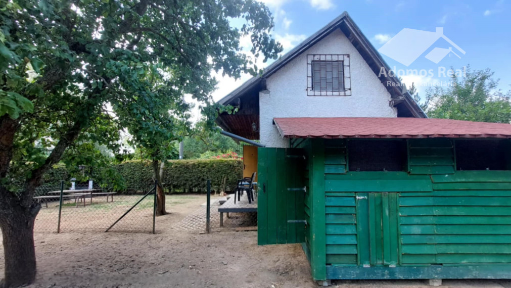 CHATA SO ZÁHRADOU - KOKŠOV-BAKŠA