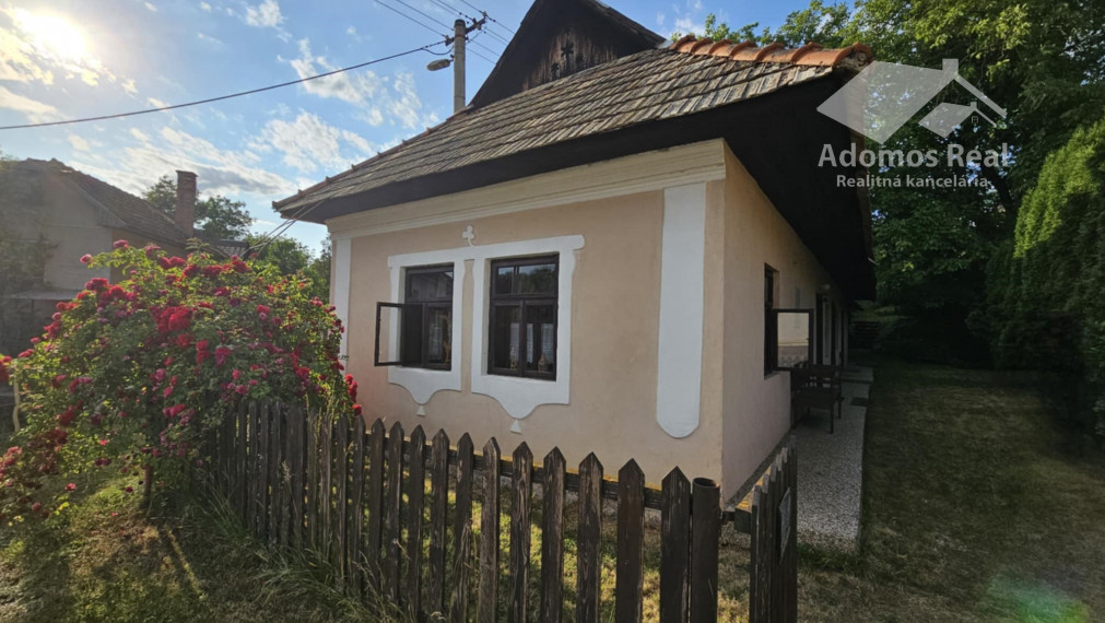 RODINNÝ DOM, CHALUPA - HRUŠOV