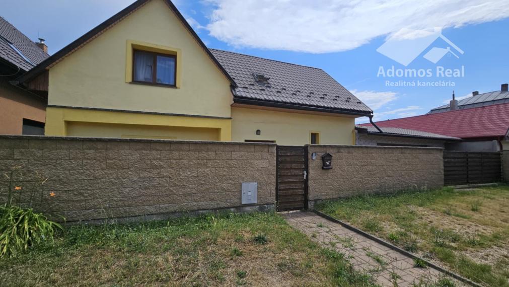 6-IZBOVÝ RODINNÝ DOM KOŠICE - OKOLIE / VALALIKY