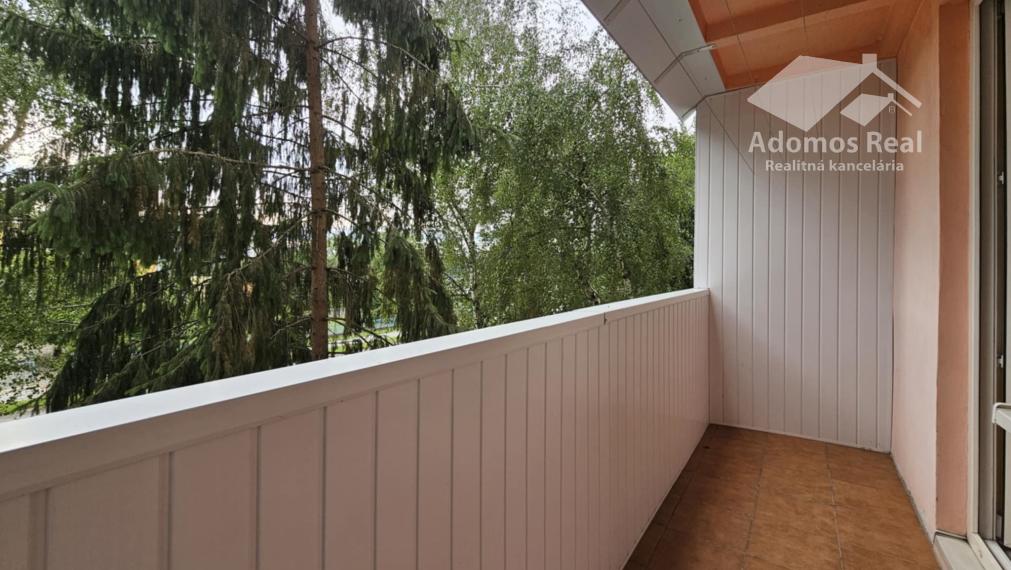 3 - IZBOVÝ BYT TREBIŠOV / KOMENSKÉHO