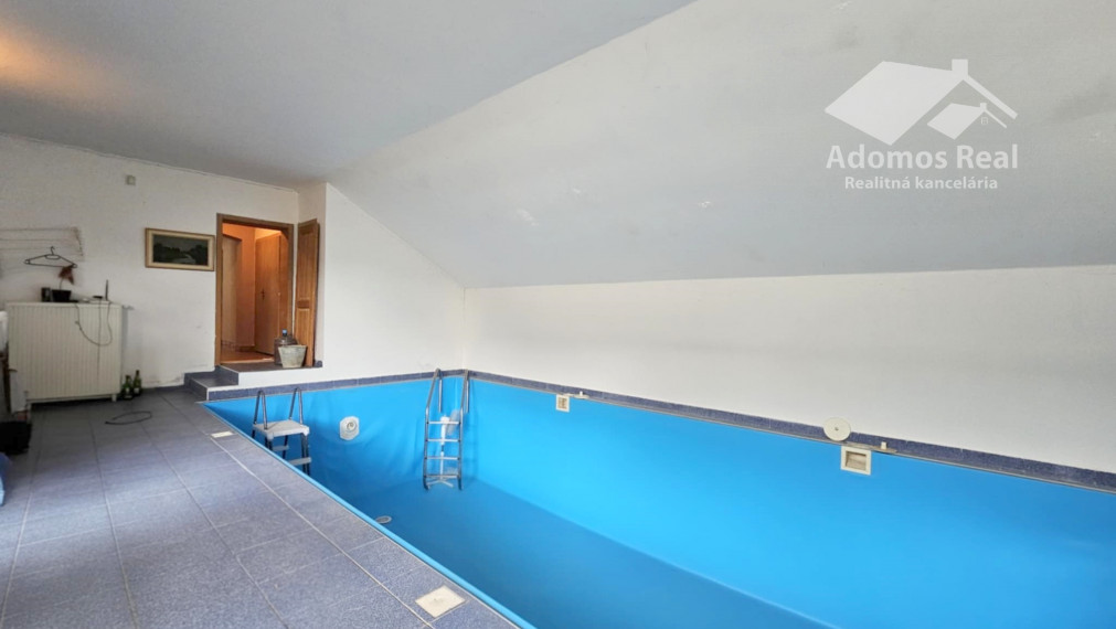 7-IZBOVÝ RODINNÝ DOM S BAZÉNOM - SEČOVSKÁ POLIANKA