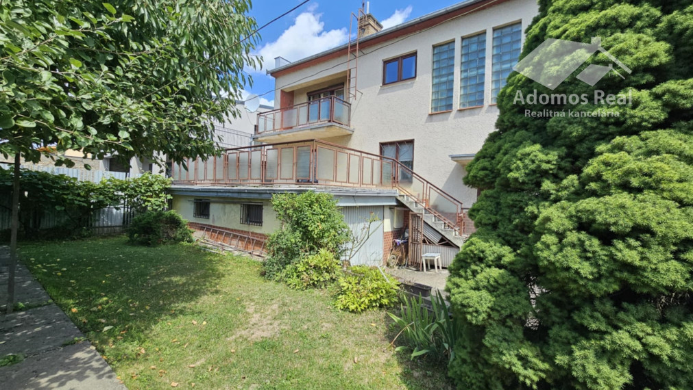 5-IZBOVÝ RODINNÝ DOM MICHALOVCE