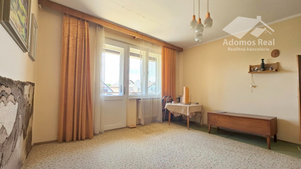 5-IZBOVÝ RODINNÝ DOM MICHALOVCE