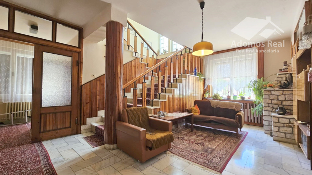 5-IZBOVÝ RODINNÝ DOM MICHALOVCE