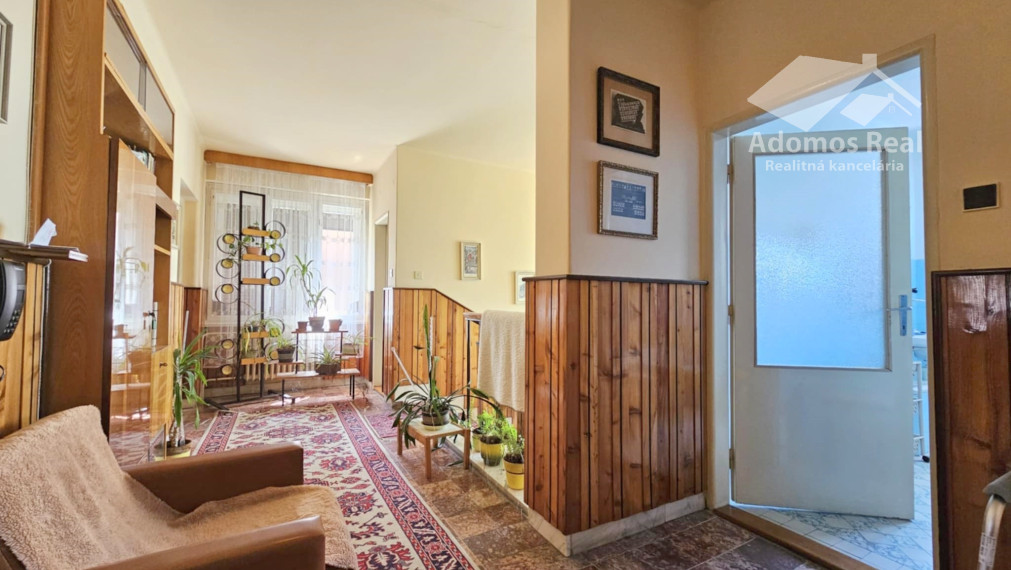 5-IZBOVÝ RODINNÝ DOM MICHALOVCE