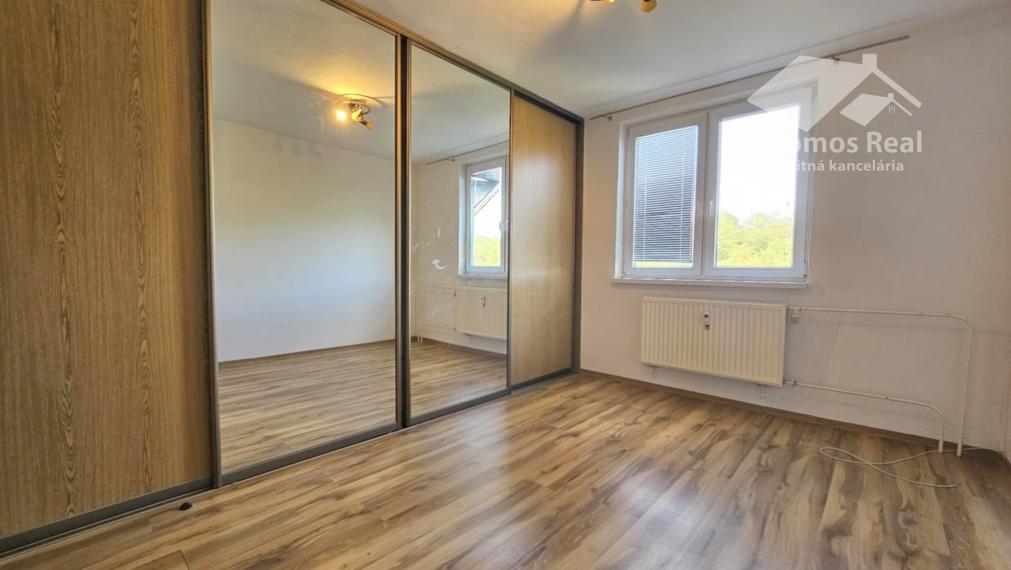 3 - IZBOVÝ BYT VRANOV NAD TOPĽOU - OKULKA