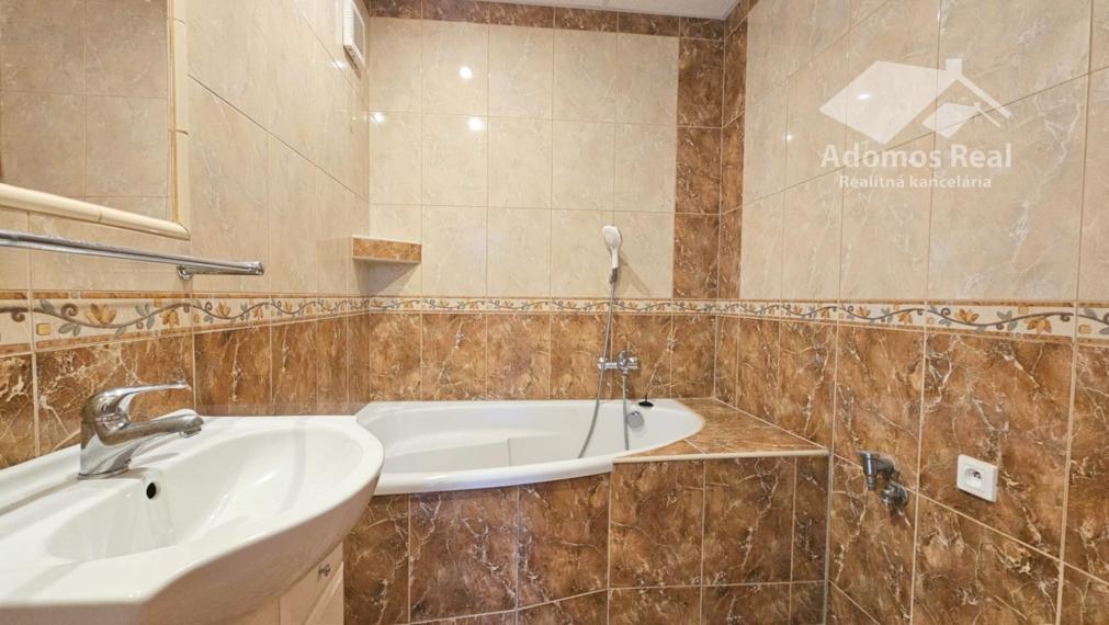 3 - IZBOVÝ BYT VRANOV NAD TOPĽOU - OKULKA