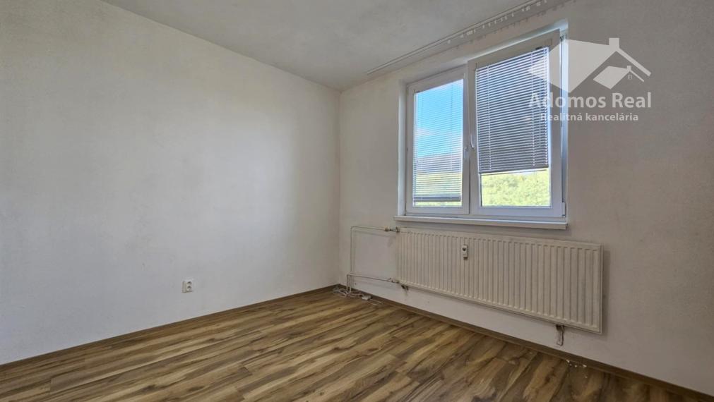 3 - IZBOVÝ BYT VRANOV NAD TOPĽOU - OKULKA