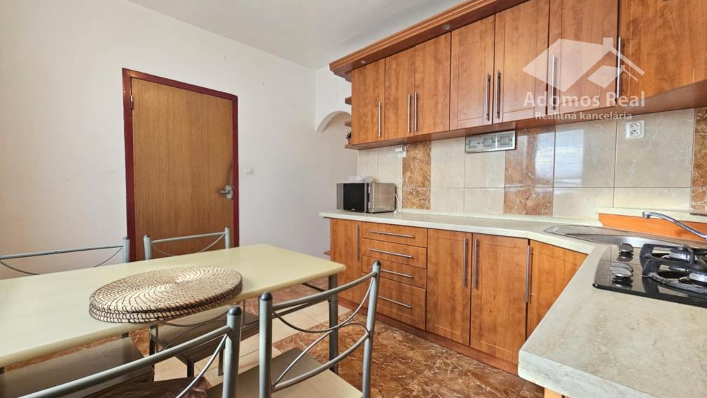 3 - IZBOVÝ BYT VRANOV NAD TOPĽOU - OKULKA