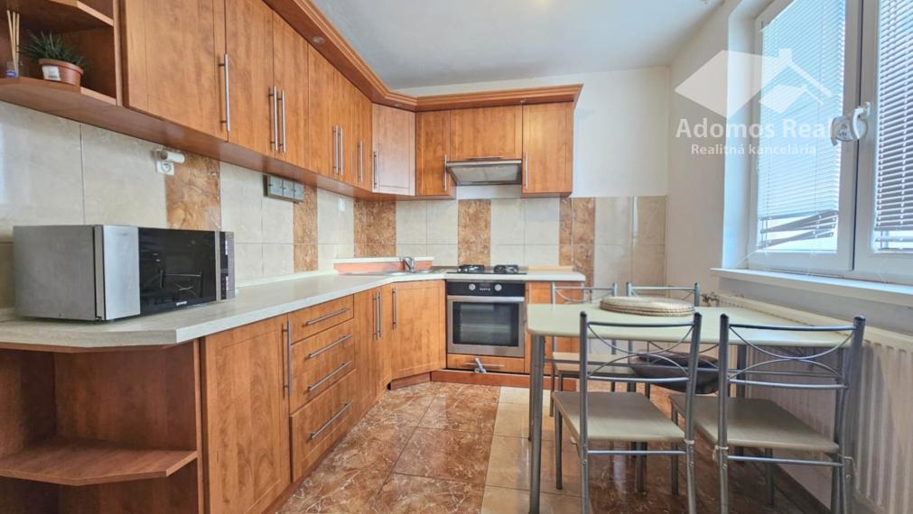 3 - IZBOVÝ BYT VRANOV NAD TOPĽOU - OKULKA