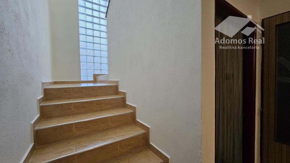 RODINNÝ DOM - KOŠICE OKOLIE / TURŇA NAD BODVOU