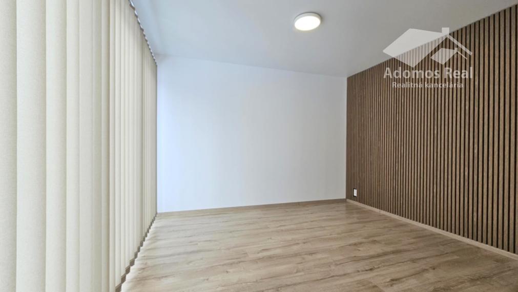 5-IZBOVÝ RODINNÝ DOM KOŠICE - OKOLIE / SEŇA