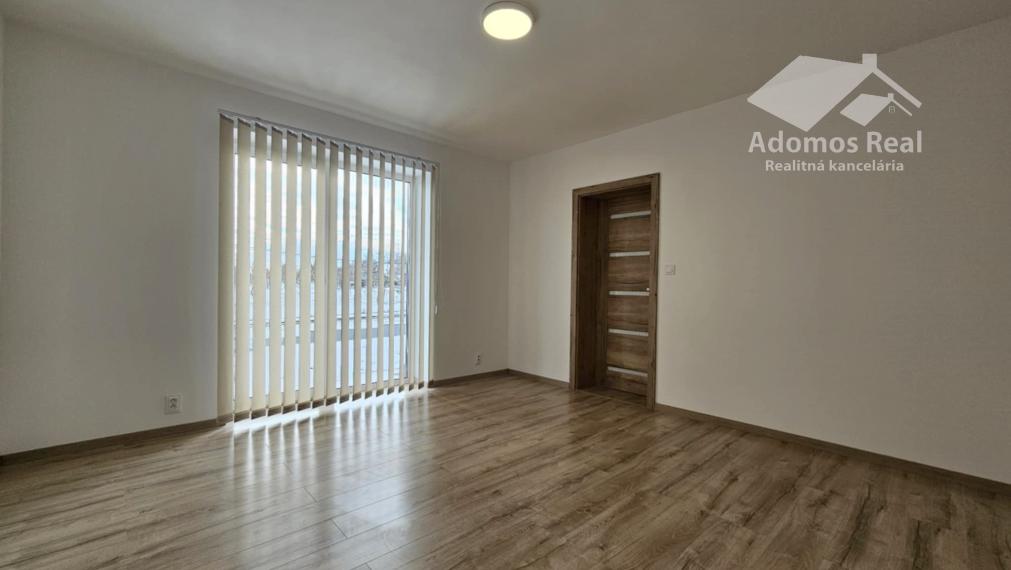 5-IZBOVÝ RODINNÝ DOM KOŠICE - OKOLIE / SEŇA