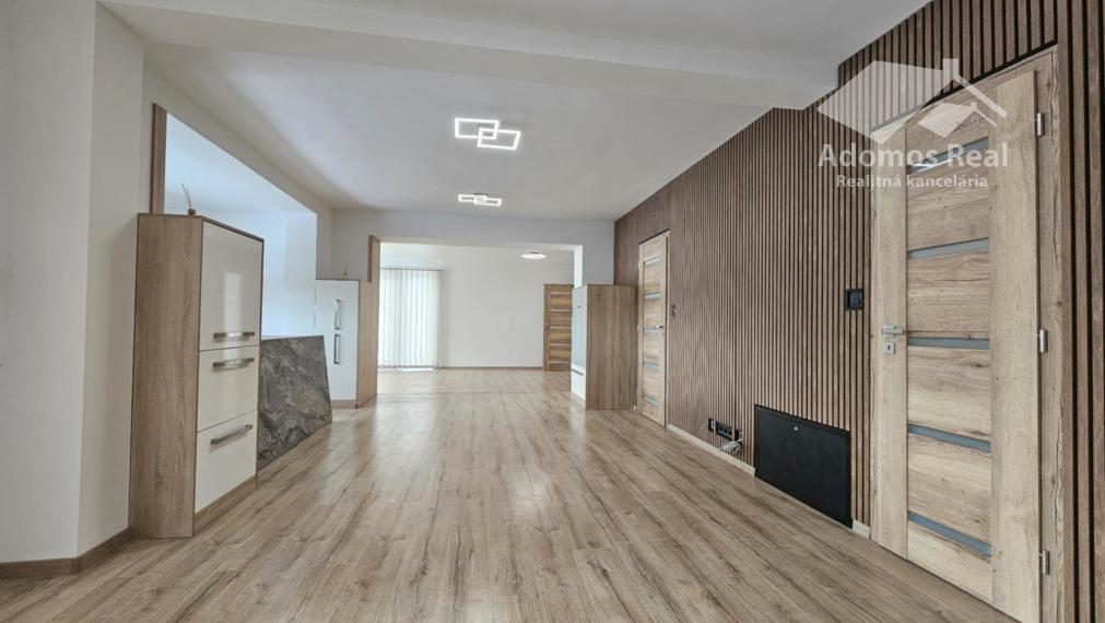 5-IZBOVÝ RODINNÝ DOM KOŠICE - OKOLIE / SEŇA