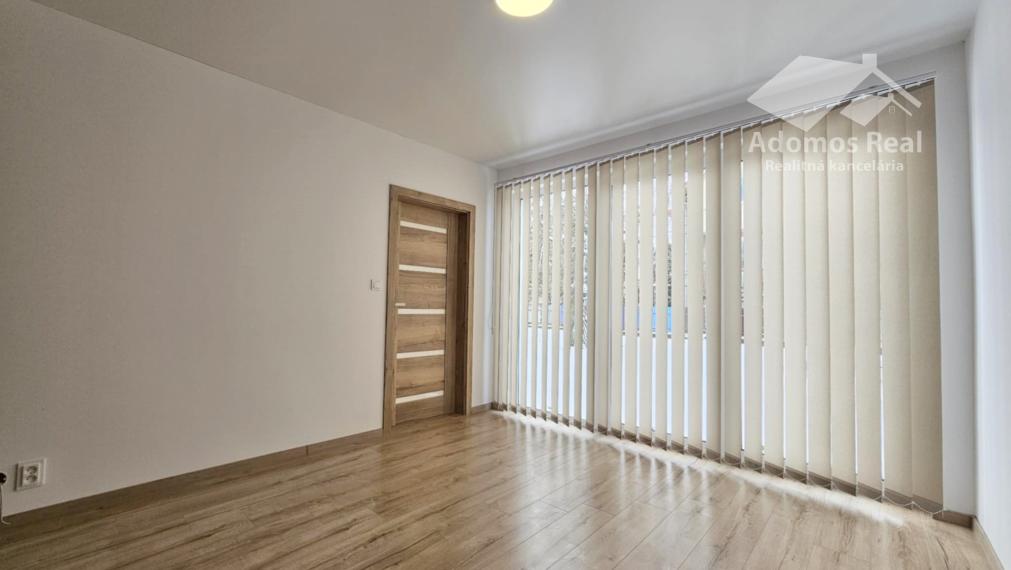 5-IZBOVÝ RODINNÝ DOM KOŠICE - OKOLIE / SEŇA