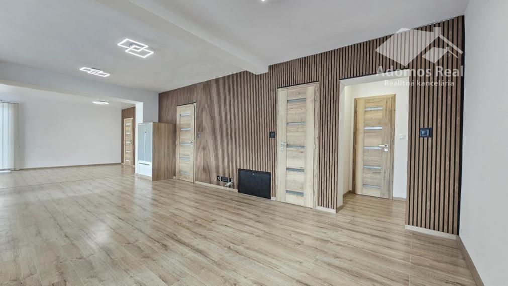 5-IZBOVÝ RODINNÝ DOM KOŠICE - OKOLIE / SEŇA