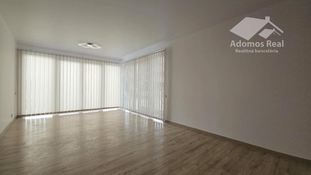 5-IZBOVÝ RODINNÝ DOM KOŠICE - OKOLIE / SEŇA