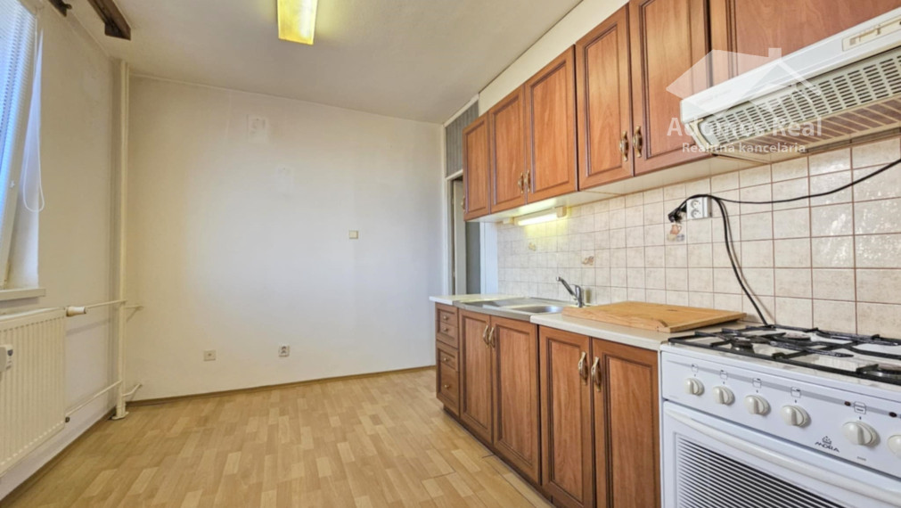 4 - IZBOVÝ BYT TREBIŠOV / SEVERNÁ