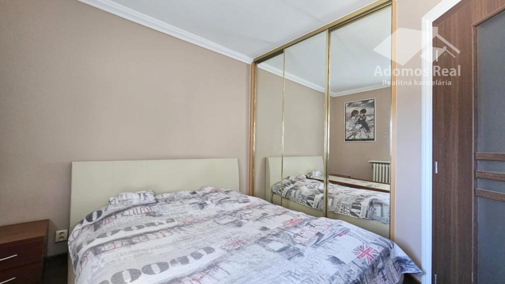 4 - IZBOVÝ BYT TREBIŠOV / KOMENSKÉHO