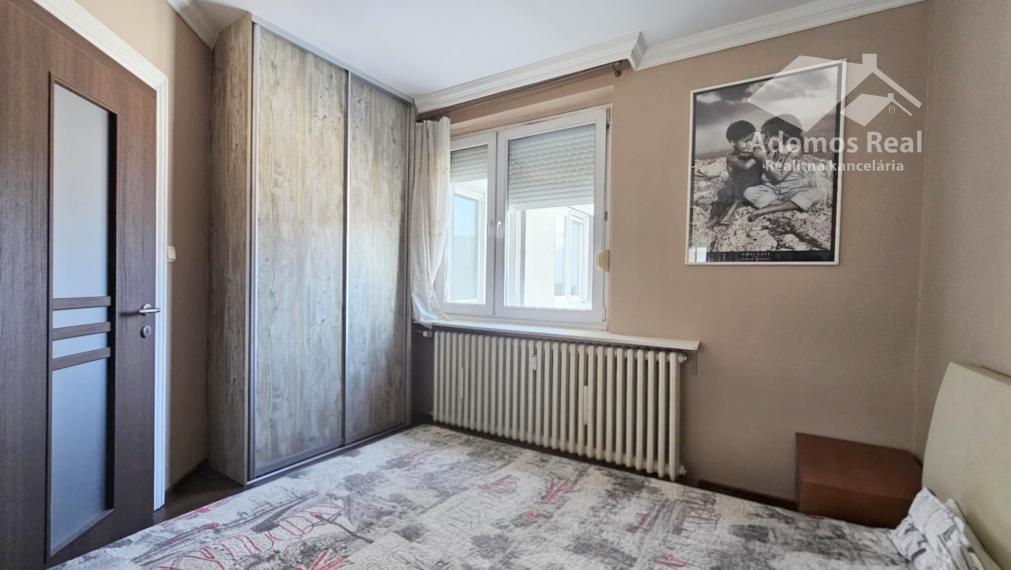 4 - IZBOVÝ BYT TREBIŠOV / KOMENSKÉHO