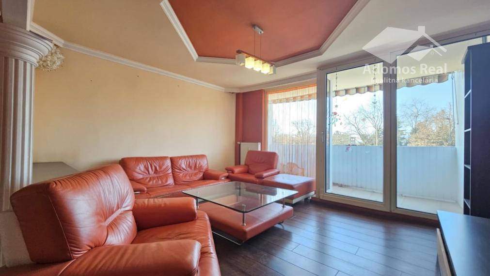 4 - IZBOVÝ BYT TREBIŠOV / KOMENSKÉHO