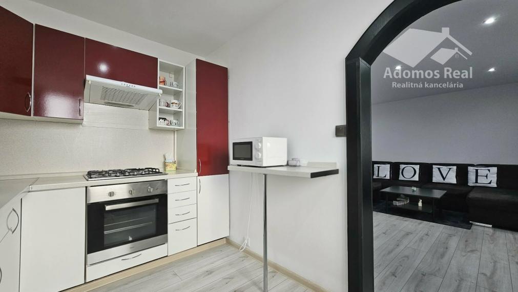 3 - IZBOVÝ BYT KOMENSKÉHO / TREBIŠOV