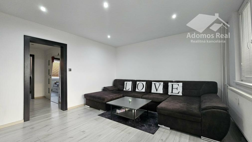 3 - IZBOVÝ BYT KOMENSKÉHO / TREBIŠOV