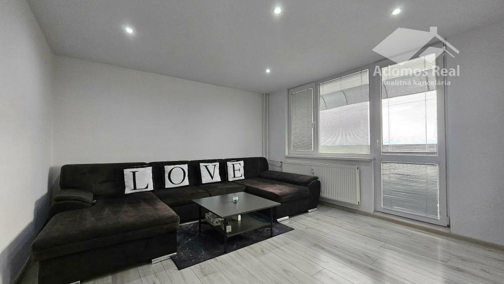 3 - IZBOVÝ BYT KOMENSKÉHO / TREBIŠOV