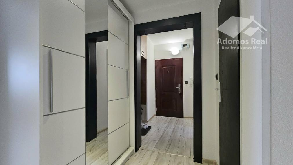 3 - IZBOVÝ BYT KOMENSKÉHO / TREBIŠOV