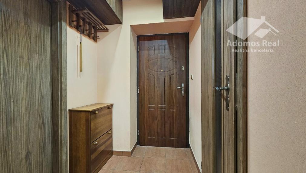 1 - IZBOVÝ BYT KOŠICE - STARÉ MESTO / JESENNÁ