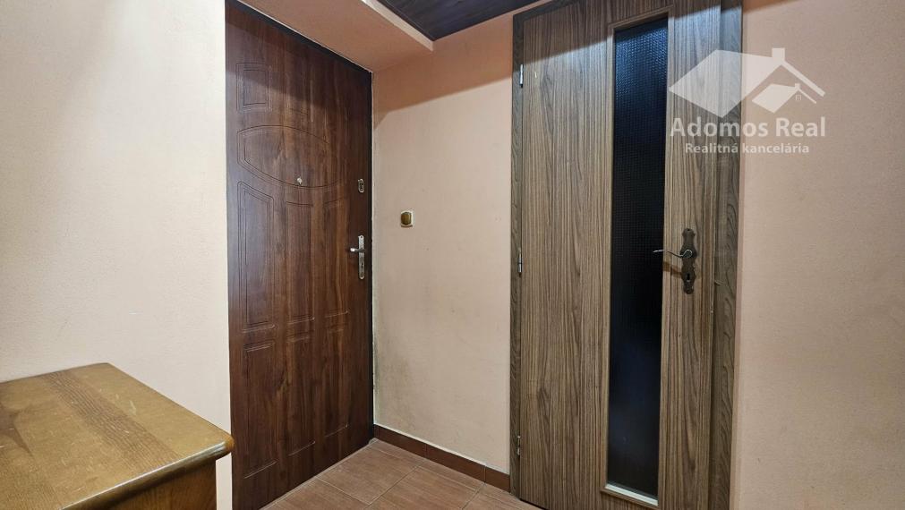 1 - IZBOVÝ BYT KOŠICE - STARÉ MESTO / JESENNÁ