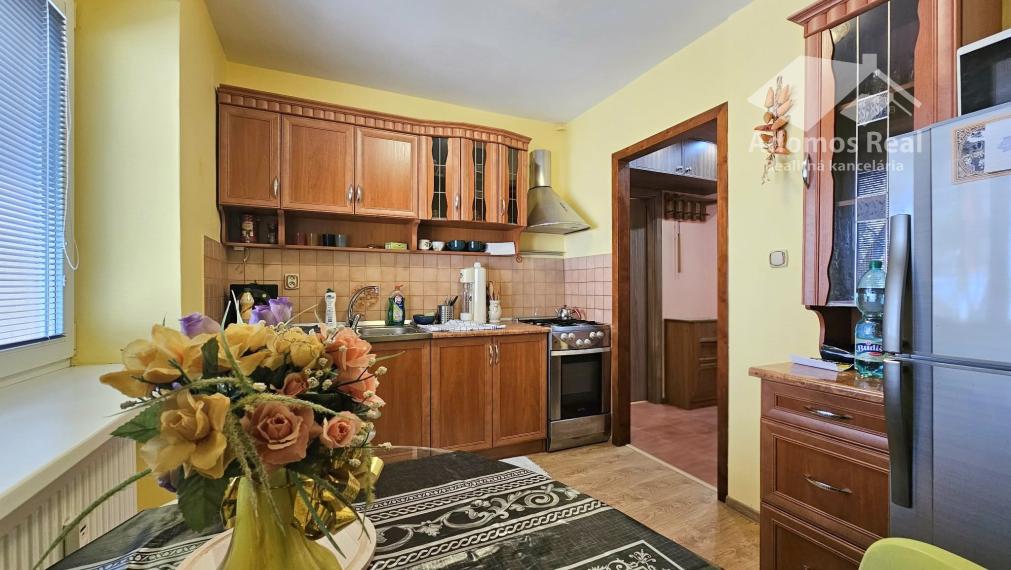 1 - IZBOVÝ BYT KOŠICE - STARÉ MESTO / JESENNÁ