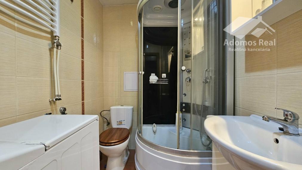 1 - IZBOVÝ BYT KOŠICE - STARÉ MESTO / JESENNÁ