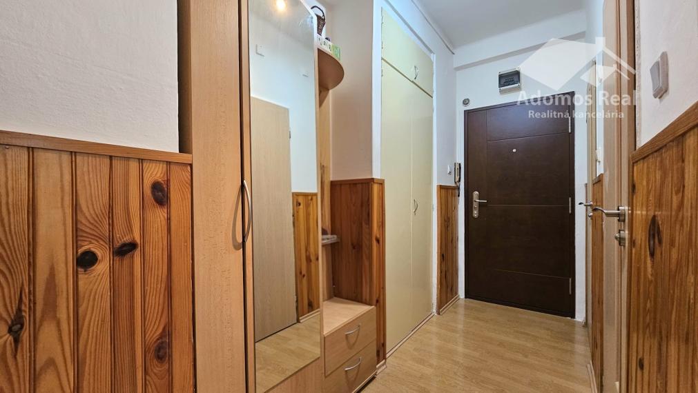 2 - IZBOVÝ BYT JÁNA HUSA / TREBIŠOV