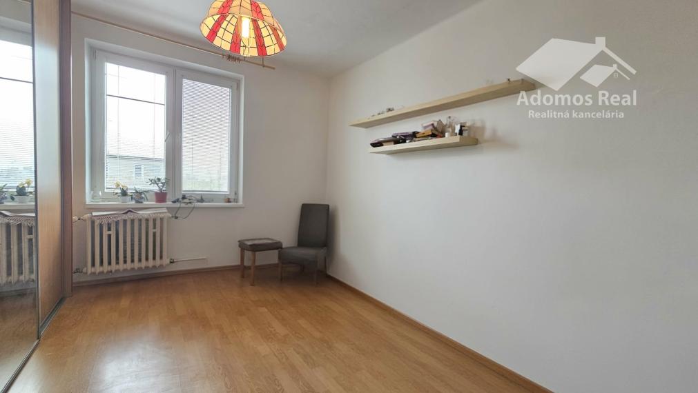 2 - IZBOVÝ BYT JÁNA HUSA / TREBIŠOV